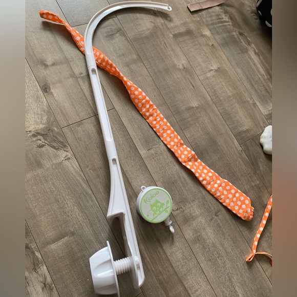 Kaloo baby mobile with manuel music box - Picture 3 of 4